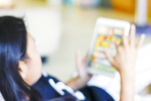 adolescent et hyperstimulation